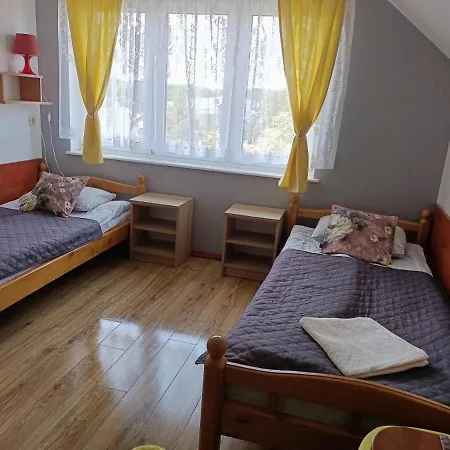 Goscinne U Marcina- Sala Zabaw, Basen, Melex, Rowery, Grill, Mini Dmuchaniec Séjour chez l'habitant