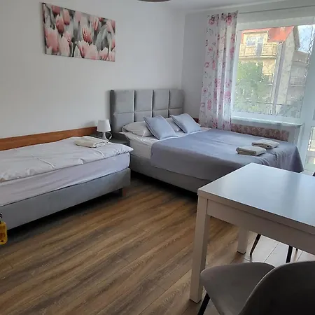 Quarto em Acomodações Particulares Goscinne U Marcina- Sala Zabaw, Basen, Melex, Rowery, Grill, Mini Dmuchaniec Ostrowo (Puck)