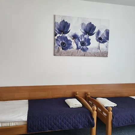 Quarto em Acomodações Particulares Goscinne U Marcina- Sala Zabaw, Basen, Melex, Rowery, Grill, Mini Dmuchaniec Ostrowo (Puck)