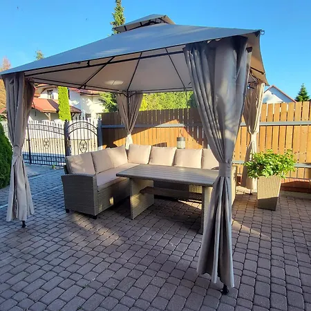 Goscinne U Marcina- Sala Zabaw, Basen, Melex, Rowery, Grill, Mini Dmuchaniec Séjour chez l'habitant