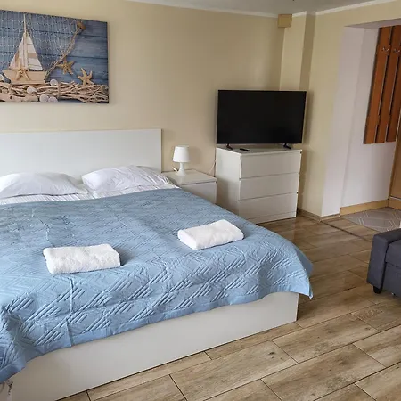 Goscinne U Marcina- Sala Zabaw, Basen, Melex, Rowery, Grill, Mini Dmuchaniec Séjour chez l'habitant *