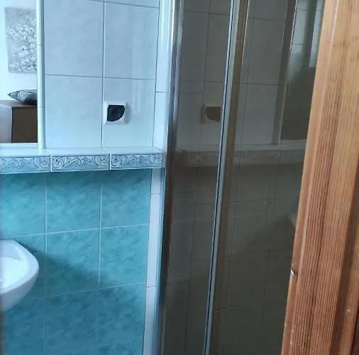 民宿 Goscinne U Marcina- Sala Zabaw, Basen, Melex, Rowery, Grill, Mini Dmuchaniec *