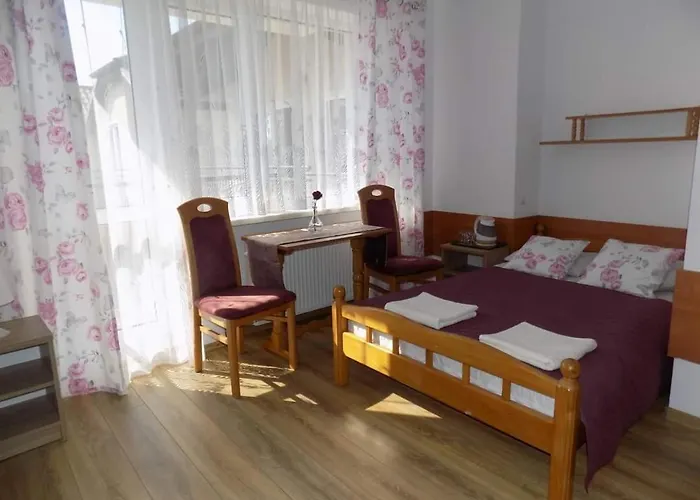 Goscinne U Marcina- Sala Zabaw, Basen, Melex, Rowery, Grill, Mini Dmuchaniec 奥斯特罗沃