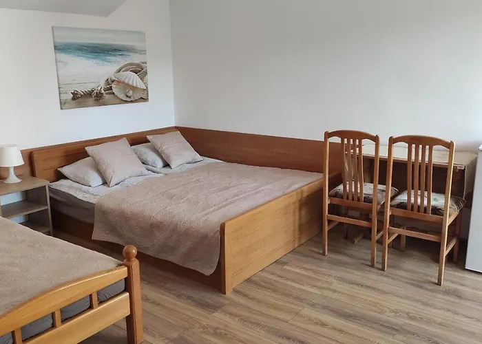 民宿 Goscinne U Marcina- Sala Zabaw, Basen, Melex, Rowery, Grill, Mini Dmuchaniec *