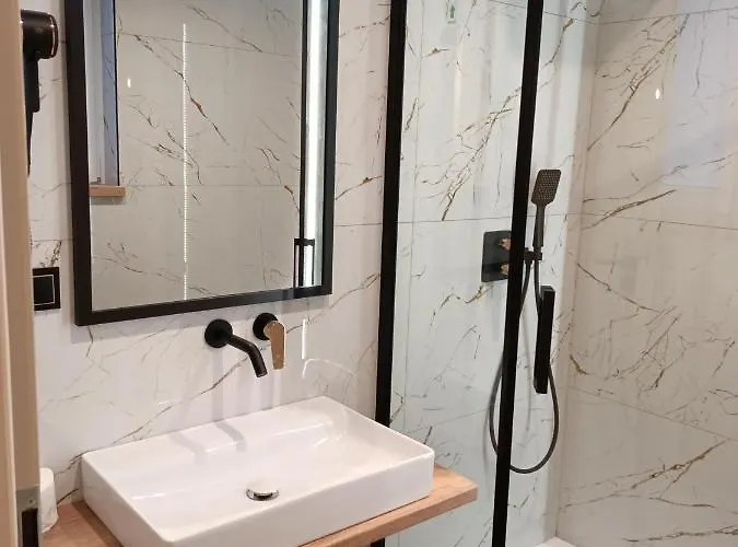 Goscinne U Marcina- Sala Zabaw, Basen, Melex, Rowery, Grill, Mini Dmuchaniec * 奥斯特罗沃